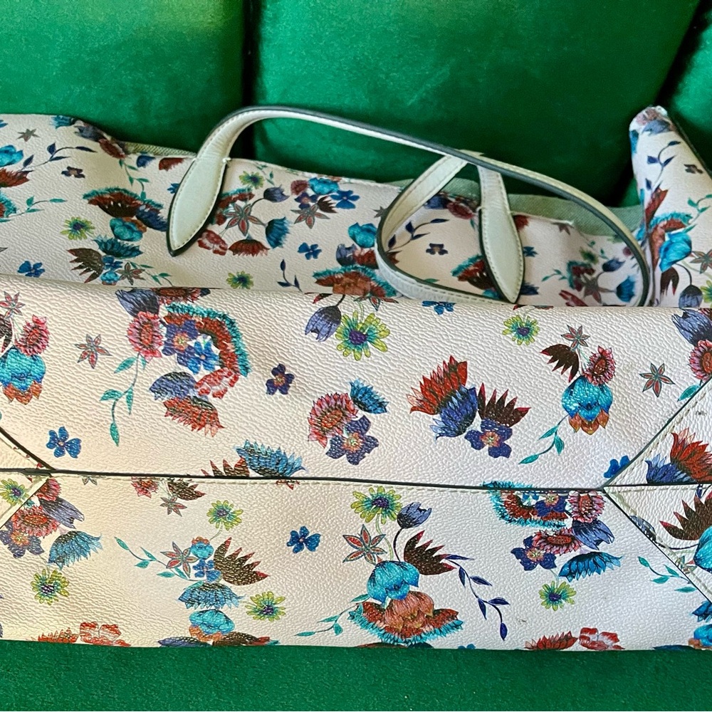 Rebecca Minkhoff Heather Large Floral Tote - Picture 6 of 7